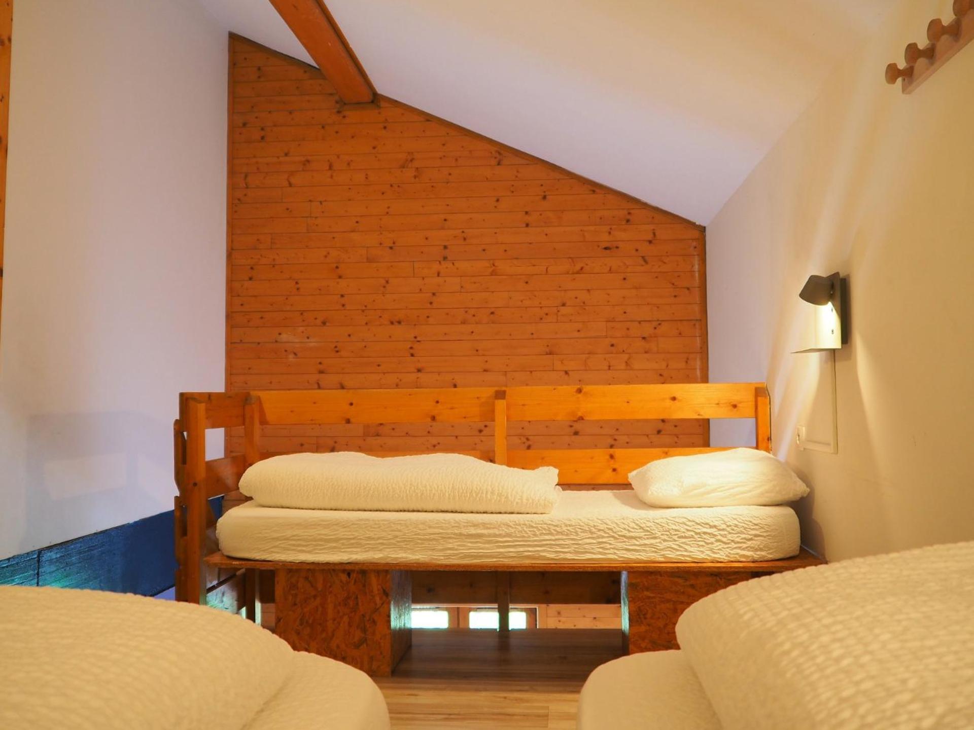 Auberge De Jeunesse Hi La Clusaz Habitación foto