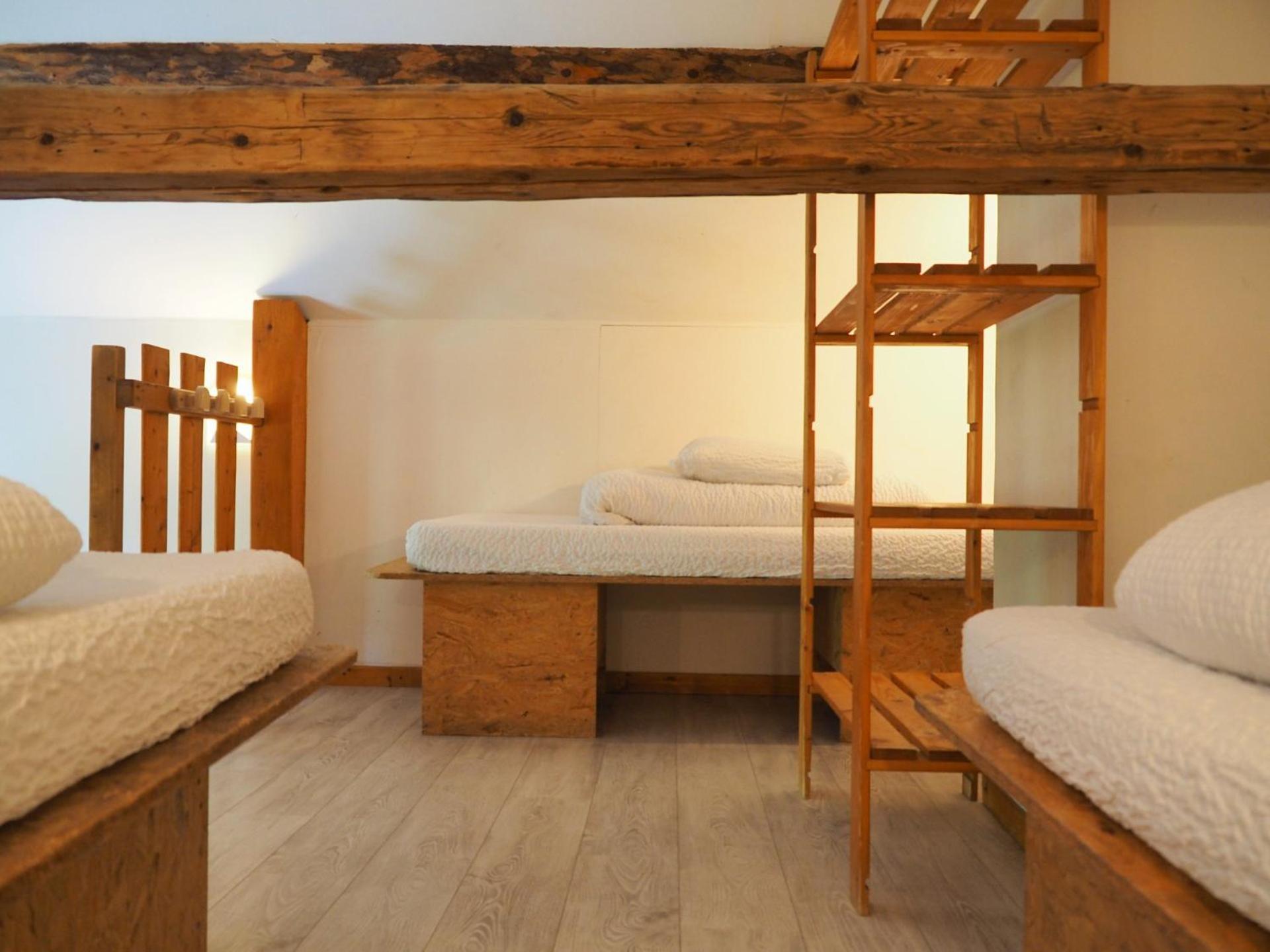 Auberge De Jeunesse Hi La Clusaz Habitación foto